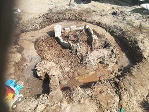 Grafika: Makiety średniowiecznego grodu wykonane przez uczniów klasy 2