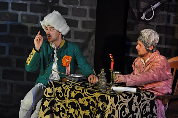 Grafika: Nasi uczniowie na spektaklach Narodowego Teatru Edukacji