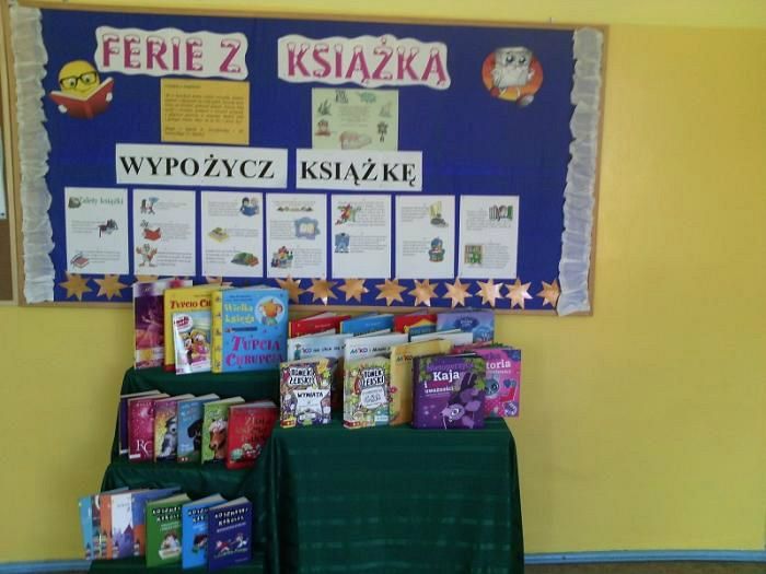  Grafika #0: Akcja Wypożycz książkę na ferie