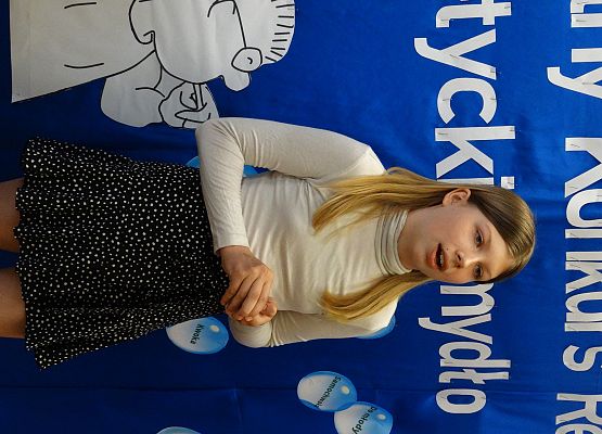 Szkolny konkurs recytatorski w szkole w Redkowicach pod tytułem Poetyckie mydło i powidło