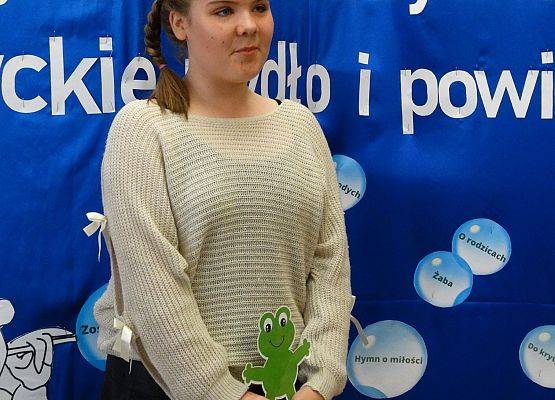 Szkolny konkurs recytatorski w szkole w Redkowicach pod tytułem Poetyckie mydło i powidło