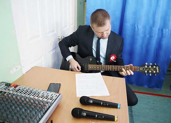 Grafika 18: APEL- Dzień Niepodległości 14 XI 2022r.