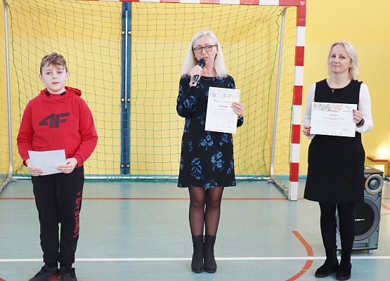 Apel podsumowujący pierwsze półrocze roku szkolnego w Redkowicach.