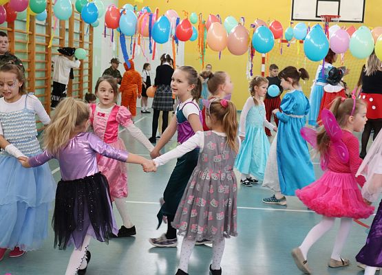 Bal Karnawałowy najmłodszych uczniów - Szkoła Podstawowa w Redkowicach.