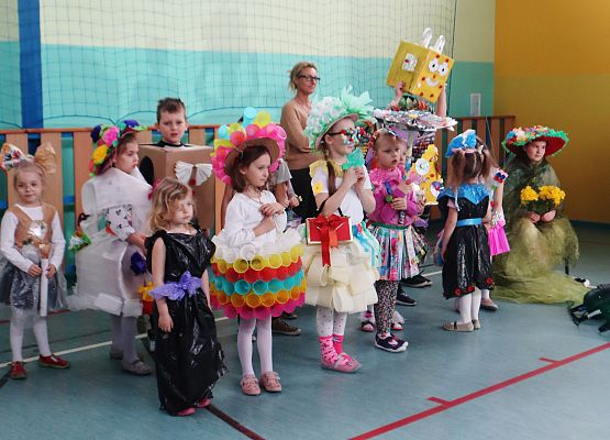 Grafika 11: Powitanie WIOSNY - Eko Moda 2023