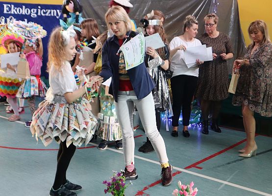 Grafika 41: Powitanie WIOSNY - Eko Moda 2023