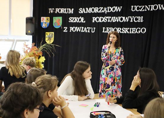 Grafika 21: IV Forum Samorządów Szkolnych Powiatu  Lęborskiego 21 X 2024 rok.