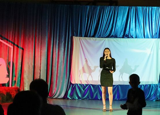 Kiermasz Świąteczny w Redkowicach grudzień 2023 rok, występy.