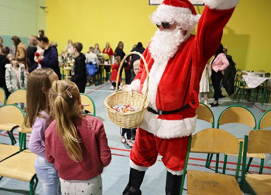 Kiermasz Świąteczny w Redkowicach grudzień 2023 rok.