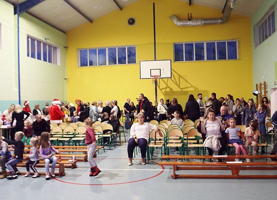 Kiermasz Świąteczny w Redkowicach grudzień 2023 rok.