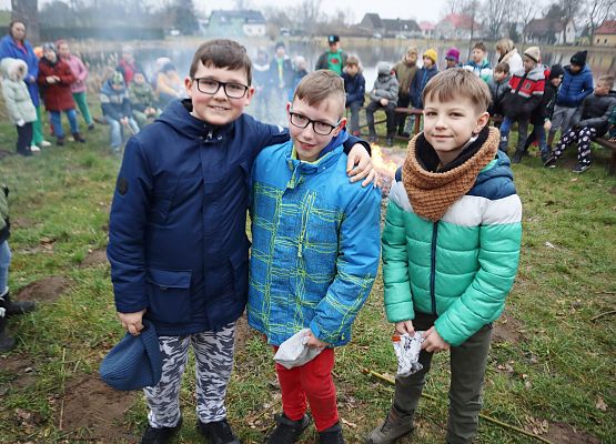 Powitanie wiosny w Szkole Podstawowej w Redkowicach.