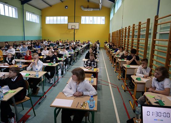 Na zdjęciu uczestnicy konkursu.