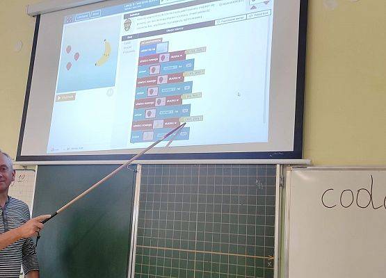 Zajęcia dodatkowe z informatyki i robotyki w SP Redkowice.