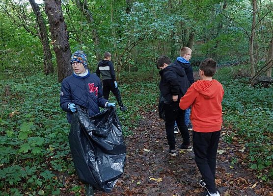 Sprzątanie świata w Redkowicach 2024 rok.