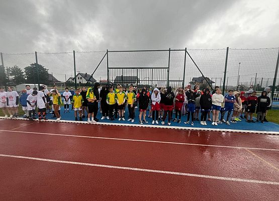 Gminne Sztafetowe Biegi Przełajowe w Nowej Wsi Lęborskiej 3 października 2024r.