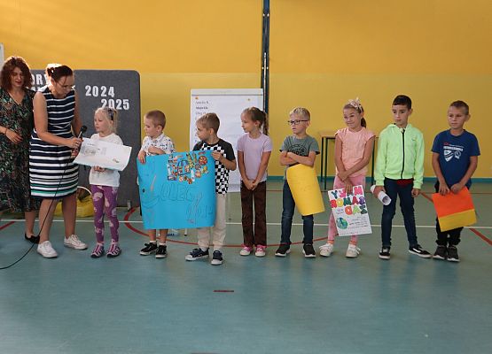 Wybory w szkole w Redkowicach do Samorządu Szkolnego X 24r.