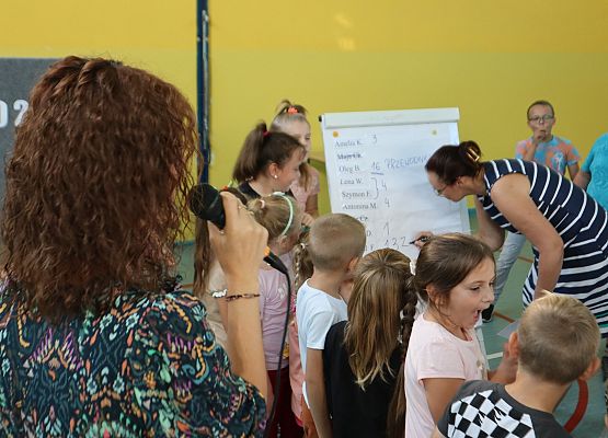 Wybory w szkole w Redkowicach do Samorządu Szkolnego X 24r.