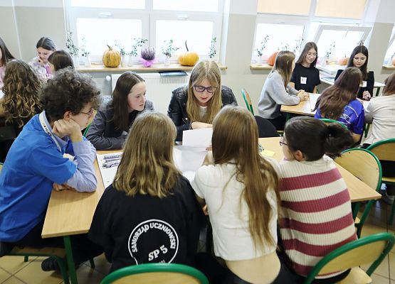 IV Forum Samorządów Szkolnych Powiatu Lęborskiego w Szkole Podstawowej w Redkowicach 21 października 2024 rok.