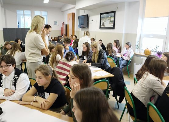 IV Forum Samorządów Szkolnych Powiatu Lęborskiego w Szkole Podstawowej w Redkowicach 21 października 2024 rok.