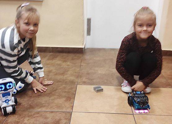 Zajęcia w ramach CodeWeek 2024 w SP Redkowice.