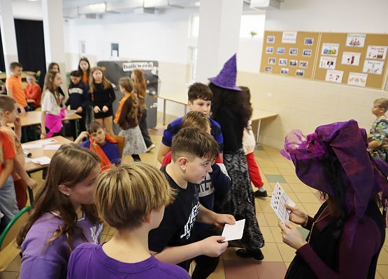 Halloweenowy EscapeRoom w SP Redkowice X 2024rok.