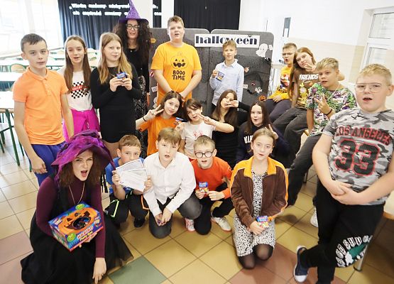 Halloweenowy EscapeRoom w SP Redkowice X 2024rok.