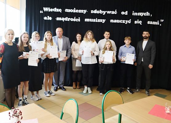 Gala wręczenia stypendiów za naukę i wyniki w sporcie Sp w Redkowicach.