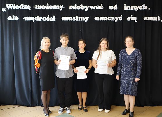 Gala wręczenia stypendiów za naukę i wyniki w sporcie Sp w Redkowicach.