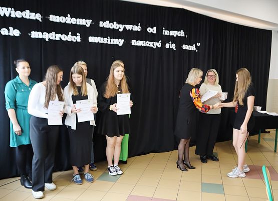 Gala wręczenia stypendiów za naukę i wyniki w sporcie Sp w Redkowicach.