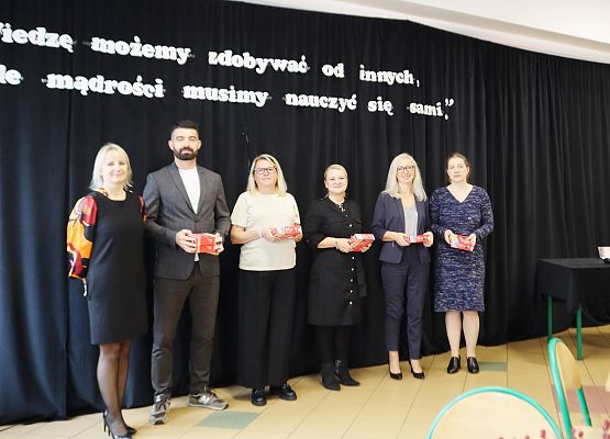 Gala wręczenia stypendiów za naukę i wyniki w sporcie Sp w Redkowicach.