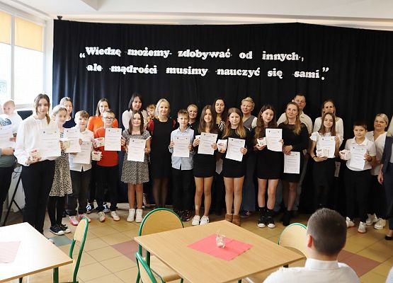 Gala wręczenia stypendiów za naukę i wyniki w sporcie Sp w Redkowicach.