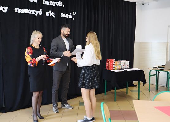 Gala wręczenia stypendiów za naukę i wyniki w sporcie Sp w Redkowicach.