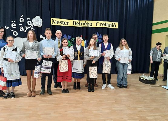 Gminny etap konkursu czytelniczego w języku kaszubskim szkoła w Garczegorzu.