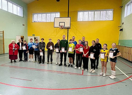 Igrzyska Młodzieży Szkolnej w koszykówce w Redkowicach.