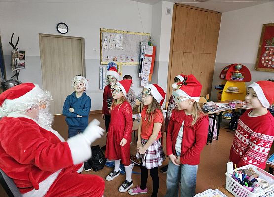 Mikołajki w SP Redkowice.