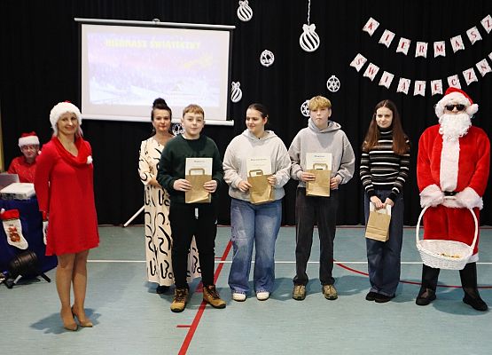 Kiermasz świąteczny w SP Redkowice 07-XII-2024r.