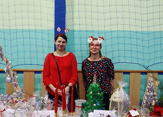 Kiermasz świąteczny w SP Redkowice 07-XII-2024r.