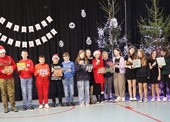 Kiermasz świąteczny w SP Redkowice 07-XII-2024r.