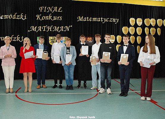 Finał III Wojewódzkiego Konkursu Matematycznego MATHMAN
