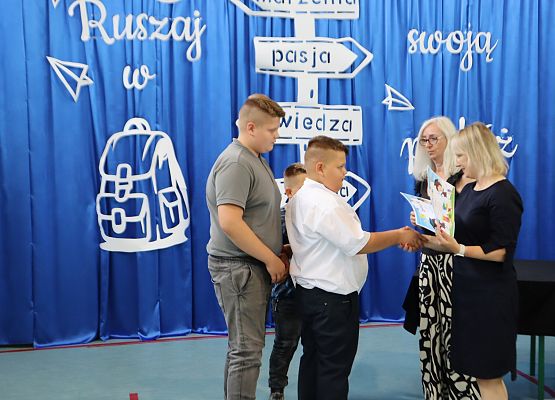 Gala wręczania nagród za rok szkolny 2024-2025 SP w Redkowicach