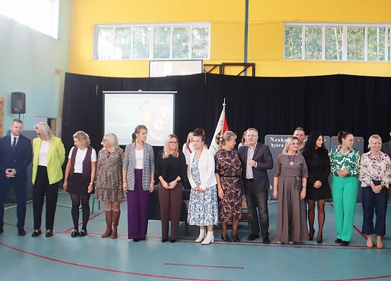 Uroczystość z okazji Dnia Edukacji Narodowej w szkole w Redkowicach X 2025r.