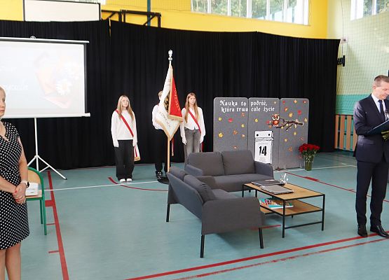 Uroczystość z okazji Dnia Edukacji Narodowej w szkole w Redkowicach X 2025r.
