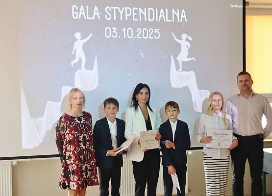 Uroczysta Gala Stypendialna SP w Redkowicach X 2025r.