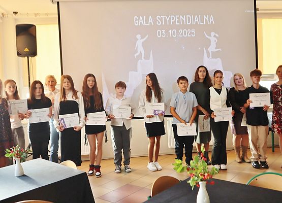 Uroczysta Gala Stypendialna SP w Redkowicach X 2025r.