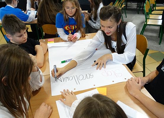 Grafika 11: V Forum Samorządów Uczniowskich