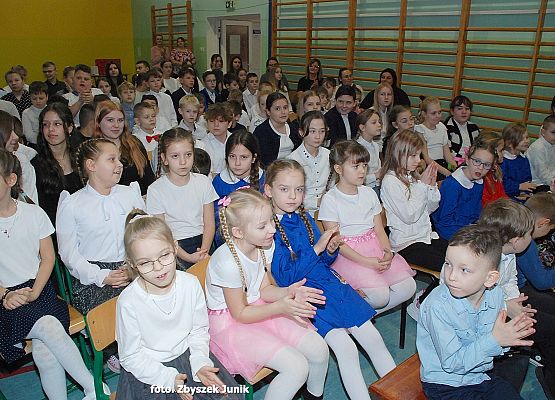 Uroczystość 80lecia Szkoły Podstawowej w Redkowicach.