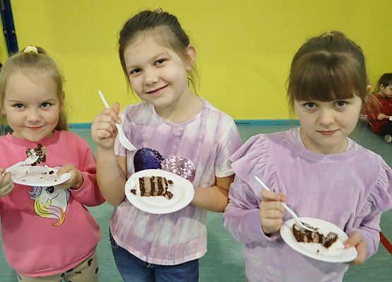 Uroczyste podsumowanie 80-lecia szkoły w Redkowicach.