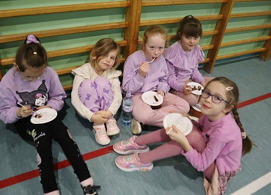 Uroczyste podsumowanie 80-lecia szkoły w Redkowicach.