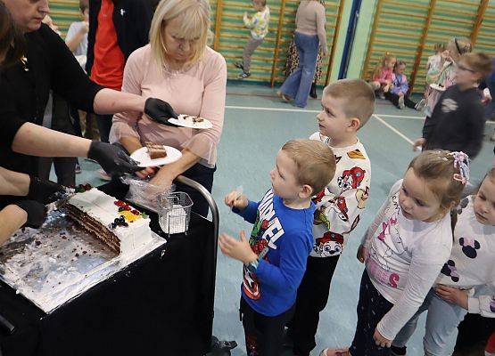 Uroczyste podsumowanie 80-lecia szkoły w Redkowicach.
