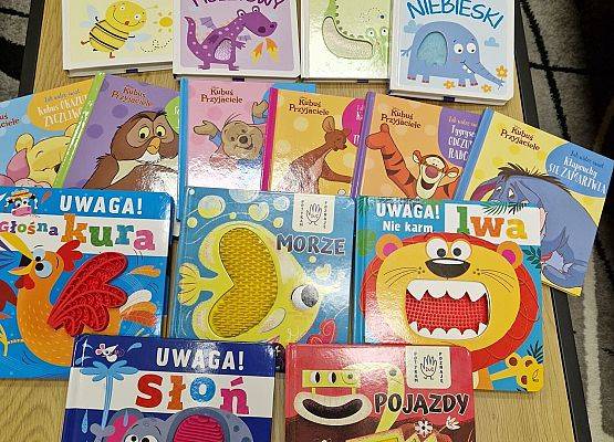 Książki zakupione w ramach programu Narodowe Czytelnictwo.